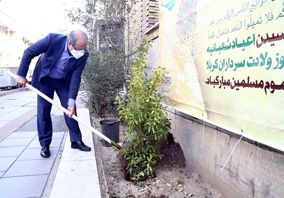  کاشت نهال به مناسبت هفته درختکاری و اعیاد شعبانیه