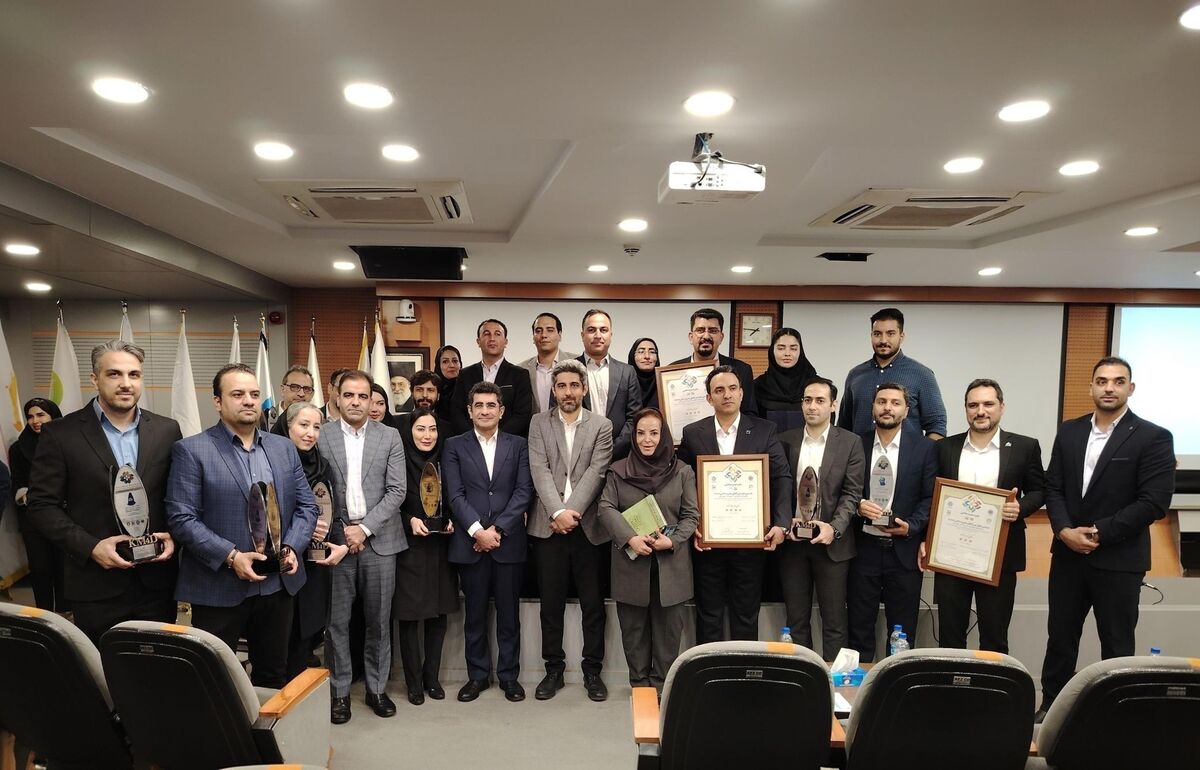 برای پنجمین سال متوالی میدکو تندیس زرین جایزه بین‌المللی مدیریت ‌دانشی (KM4D) را دریافت کرد 

