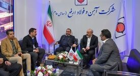 بازدید استاندار یزد از غرفه ارفع در دهمین نمایشگاه معدن و فولاد یزد

