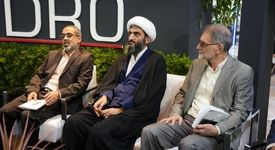 بازدید روح الله ایزدخواه عضو کمیسیون اقتصادی مجلس شورای اسلامی از غرفه ایمیدرو