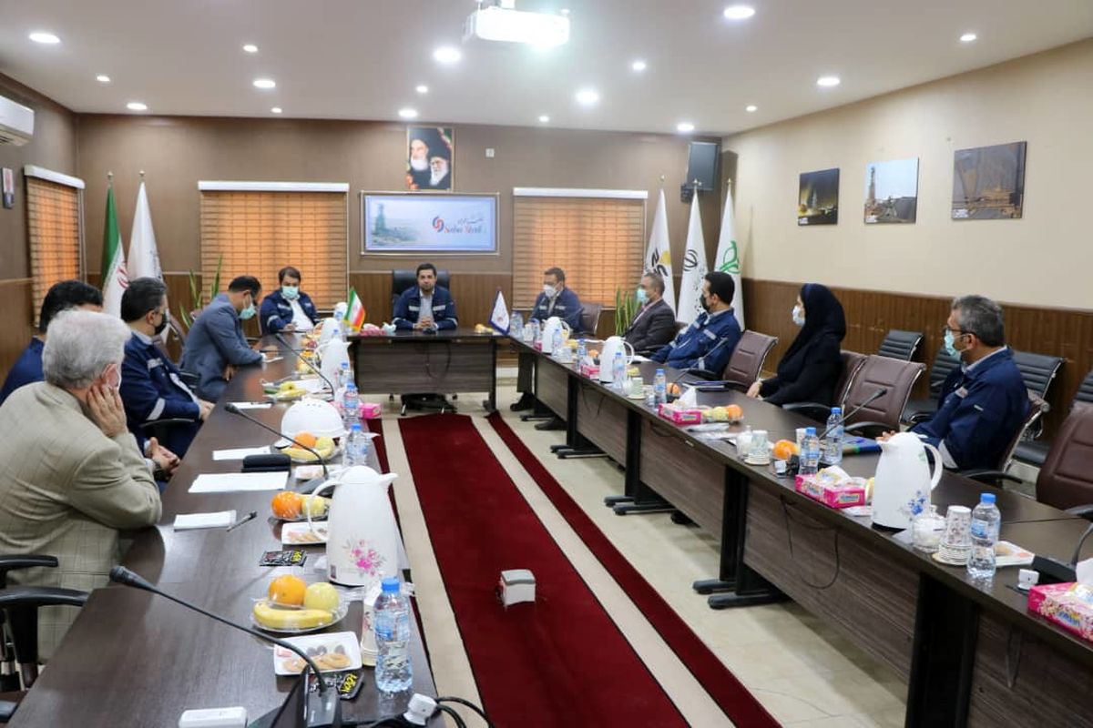 همه تلاش های واحد های مختلف شرکت باید رسیدن به اهداف تولید باشد