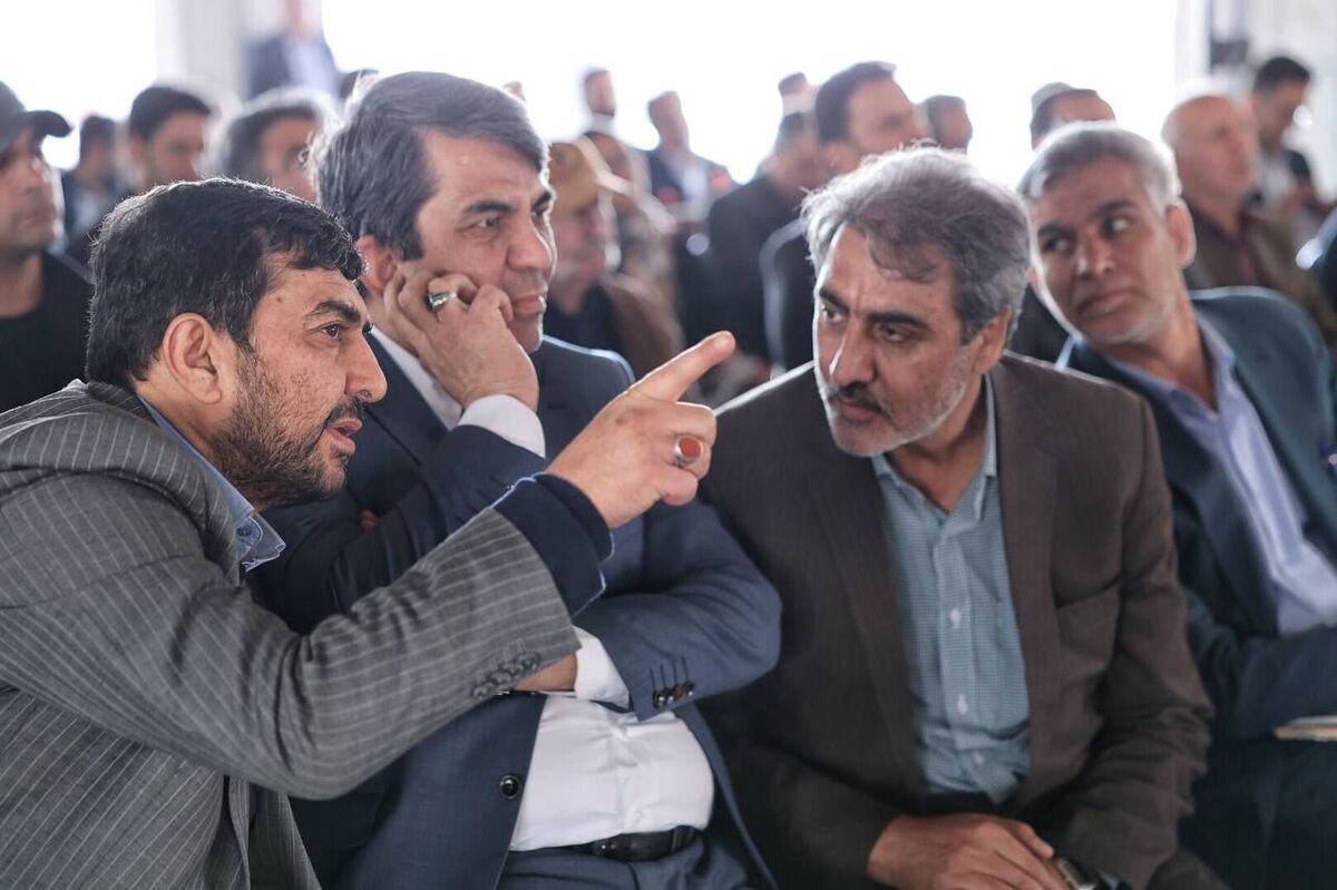 روز پرکار مدیرعامل شرکت ملی مس در مجتمع شهربابک/استاندار کرمان و نماینده شهربابک پای کار توسعه ملی مس