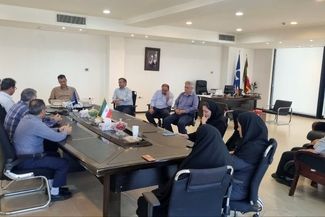 به مناسبت روز کارمند؛مدیر مجتمع معدنی انگوران از کارمندان مجتمع تقدیر کرد