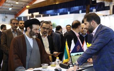 گزارش تصویری: ۵ عضو کمیسیون صنایع و معادن مجلس از نمایشگاه توسعه صنعت مس در چشم‌انداز طرح کیمیا بازدید کردند