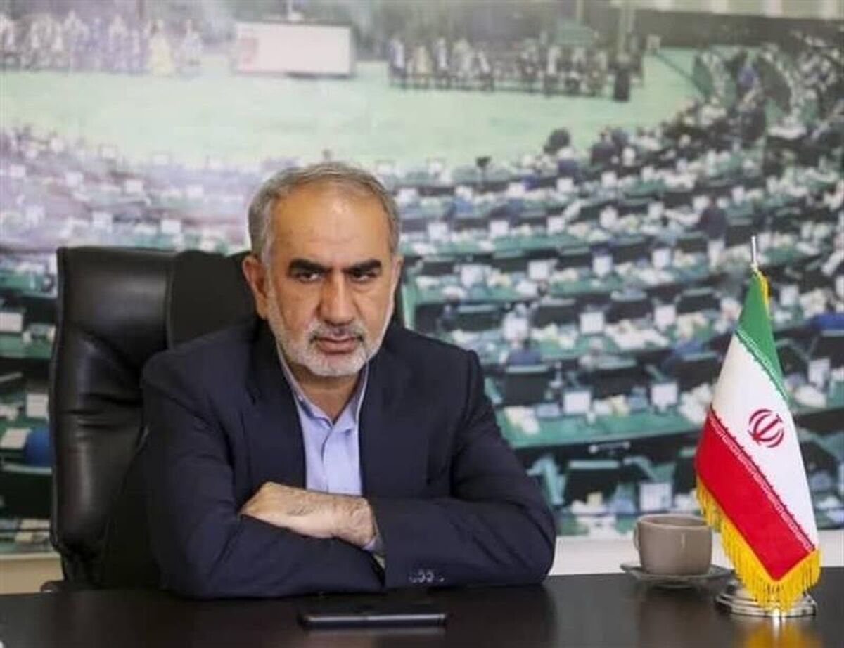 رییس کمیسیون ویژه جهش و رونق تولید مجلس شورای اسلامی عنوان کرد:رشد تولید محصولات ذوب آهن اصفهان را حمایت می کنیم