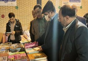 بازدید دکتر شه بخش مدیر عامل محترم شرکت آلومینای ایران از ششمین نمایشگاه کتاب آلومینا