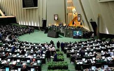 بازنشستگان باید از ۹۰ درصد حقوق شاغلین بهره مند شوند

