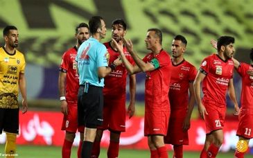 طلسم پرسپولیس مقابل سپاهان می‌شکند؟!