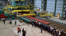 تصاویری خاطره‌ انگیز از روزهایی که نخستین محصول در شرکت فولاد اکسین خوزستان تولید شد