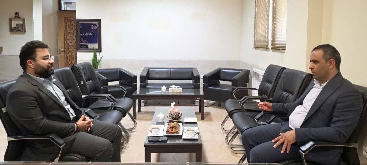 دیدار مدیر مجتمع پتاس با فرمانداری خوروبیابانک