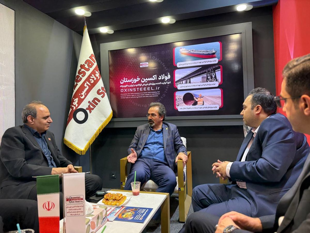 بازدید مدیرعامل هلدینگ صبا انرژی از غرفه فولاد اکسین خوزستان در پانزدهمین نمایشگاه معدن و صنایع معدنی ایران