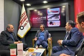 بازدید مدیرعامل هلدینگ صبا انرژی از غرفه فولاد اکسین خوزستان در پانزدهمین نمایشگاه معدن و صنایع معدنی ایران