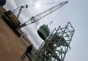 ​استقرار تجهیز Top Gas Scrubber در سازه کوره پروژه احیاء اقلید توسط صنایع ساخت ایکا

