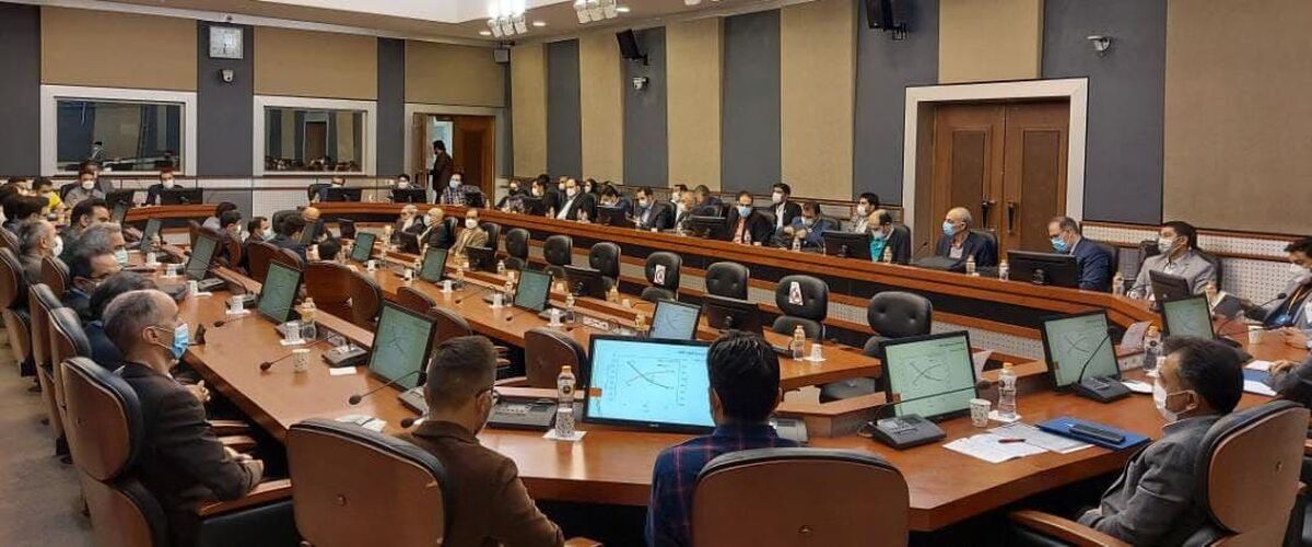 دومین روز سمپوزیوم فولاد با ارائه مقالات کارشناسان فولاد خوزستان همراه بود