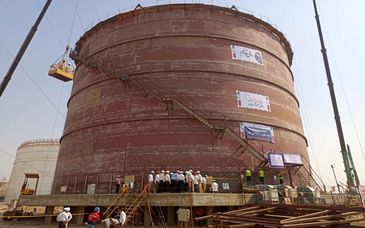 نصب موفقیت‌آمیز سقف مخزن ۹۰۰۰ تنی اتان مایع در پتروشیمی مارون

