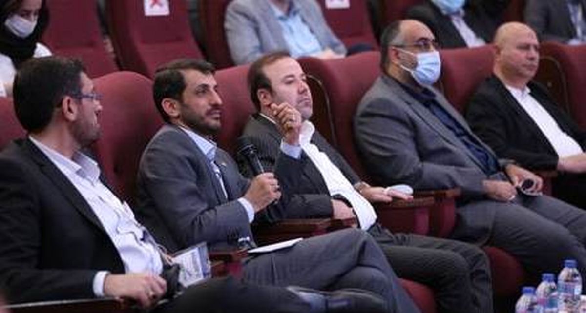فولاد مبارکه راهکار مناسب برای گذر از چالش‌های صنعت فولاد را دارد