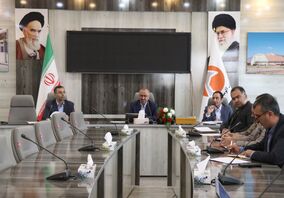مهندس پیرحسینلو مدیر عامل شرکت آلومینای ایران با پیمانکاران بخش معادن دیدار کرد