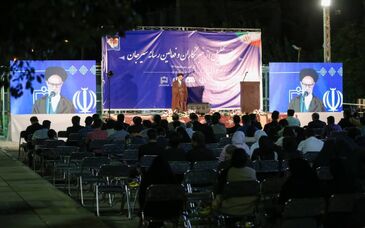 از خبرنگاران و فعالین رسانه سیرجان تجلیل شد