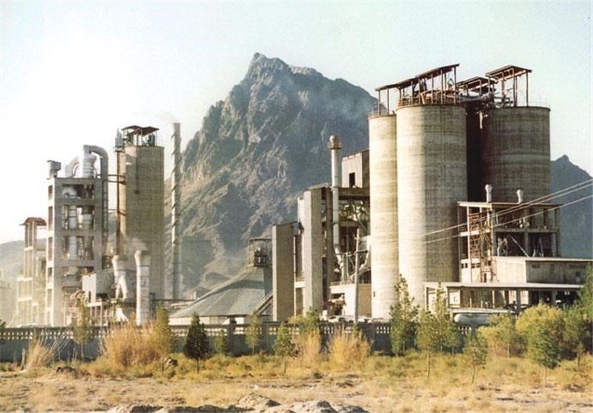 پیشرفت ۶۰ درصدی کارخانه سیمان لردگان
