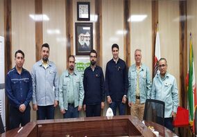 جلسه هم‌اندیشی با جمعی از ارائه دهندگان مقالات در سمپوزیوم فولاد کیش