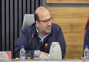 مدیرعامل فولاد خوزستان بررسی کرد: موج شمش فولادی چین در خلیج فارس؛ پیامد جنگ یا رقابت قیمتی؟

