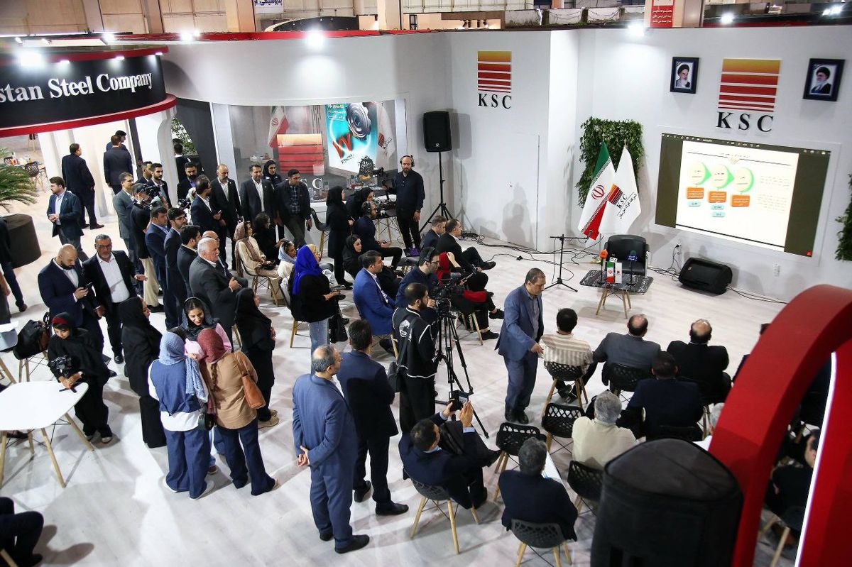 از ارائه مقالات و نشست های تخصصی تا رونمایی از «رایا»؛/دومین روز سمپوزیوم فولاد در کیش، صحنه نمایش نوآوری و هم‌افزایی صنعت و فناوری شد