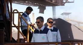 علی رسولیان، مدیرعامل فولاد سنگان همراه با تنی چند از معاونین و مدیران این شرکت از پروژه های توسعه ای بازدید کرد