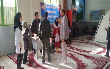 همزمان با هفته پدافند غیرعامل انجام گرفت؛ استقرار پزشک و توزیع داروی رایگان در روستای دربند شهرستان جاجرم