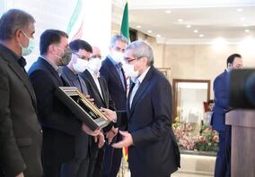 طرح‌های آهن و فولاد غدیر ایرانیان در استان یزد نمونه شد